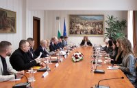 Президентът Йотова обсъди с български евродепутати позицията ни за Северна Македония