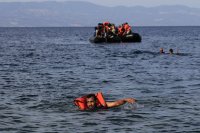 Трагедия край Бодрум: Най-малко 11 мигранти са загинали при потъване на надуваема лодка