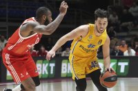 Силен Коди Милър-Макинтайър не спаси Цървена звезда от загуба срещу Партизан