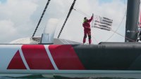 94 дни срещу ветровете и теченията: Френски шкипер с рекорд за обратно околосветско пътешествие