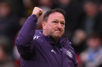 Асистентът на Майкъл Карик Стив Холанд: Винаги трябва да се стремим към повече от място в Шампионската лига