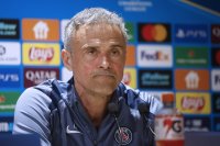 ПСЖ - Ливърпул: Мачът на "Парк де Пренс&ldquo; ще бъде ключов, предупреждава Луис Енрике