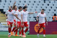 Жирона пречупи Виляреал