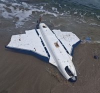 Военни прибраха дрон, изхвърлен от морето край Ахтопол