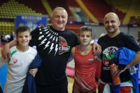 Радослав Великов-младши спечели бронз в дебюта си при кадетите на турнир в Турция