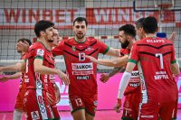 Нефтохимик 2010 изравни серията срещу Локомотив Авиа и прати полуфинала в решителен мач