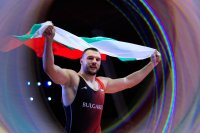 Кирил Милов триумфира отново на европейския връх! Българският борец затвърди доминацията си с ново злато