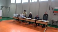 Близо 43% е избирателната активсност в Смолян към 16 часа