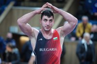 Семен Новиков ще спори за титлата на eврошампионата по борба в Тирана