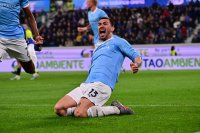 Лацио оцеля в драма с дузпи срещу Аталанта и е на финал за Купата на Италия