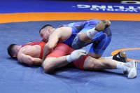 Кирил Милов се класира на полуфинал на европейското по борба в Тирана