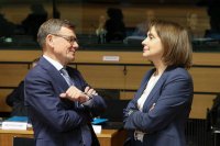 Надежда Нейнски: Споразумението с Киев е от голяма полза за България