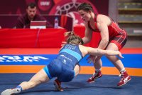 Биляна Дудова и Олга Попова не успяха да преодолеят четвъртфиналите на еврошампионата по борба