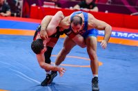 Ахмед Батаев на финал на европейското първенство по борба след драматична победа в последната секунда