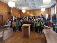 Ученици станаха магистрати за ден в Бургас: Симулативен съдебен процес ги въведе в света на правото