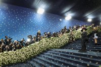 Балът на музея "Метрополитън" в Ню Йорк събира Бионсе, семейство Безос, модата и изкуството