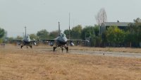 Скорост, чест и отговорност: БНТ ви среща с пилоти от изтребителната авиация