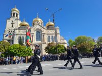 Варна отбеляза Деня на храбростта и празника на Българската армия (СНИМКИ)