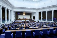 Първи работен ден на депутатите: Спор за правилника на Народното събрание