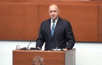 Румен Радев: Нямаме илюзии за кризите и изпитанията, които стоят пред правителството