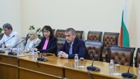 Министърът на транспорта Георги Пеев изиска доклади за безопасността в жп транспорта