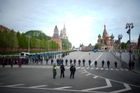 Тридневно примирие между Русия и Украйна за Деня на победата, Москва провежда съкратен военен парад