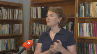 "Възприех го като мисия": Пенсионерка възроди читалището и библиотеката в Мурсалево