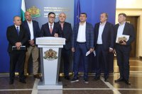 Александър Пулев: Трябва да има справедливи цени на стоките от първа необходимост