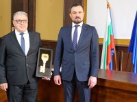 Новият областен управител на Бургас обеща да работи в диалог с всички държавни институции