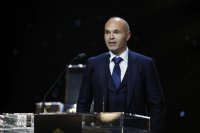 Андрес Иниеста поема първата си треньорска роля в ОАЕ