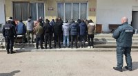 Увеличава се броят на задържаните незаконни мигранти и на производствата за трафик на хора през април