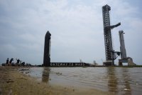Модернизираната ракета "Старшип" на "Спейс Екс" е готова за първия си полет