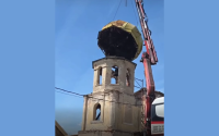 Кран изпусна и унищожи купола на храма &bdquo;Св. Николай&ldquo; в село Голема Раковица (ВИДЕО)