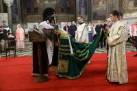 Православните християни празнуват Петдесетница, патриарх Даниил отслужи литургия