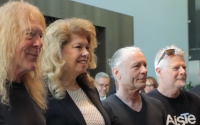 Президентът Йотова се срещна с легендите от Iron Maiden преди концерта им в София (ВИДЕО)