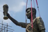 Статуята на Лионел Меси в Калкута беше демонтирана заради опасения за безопасността