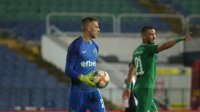 Пламен Илиев застава на вратата на Спартак Варна