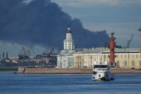 Украйна е ударила петролен терминал в Санкт Петербург