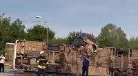 МЗ: 10 линейки, две жертви и 9 пострадали при катастрофата на "Челопешко шосе"