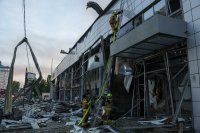 Размяна на удари: Путин и Зеленски не се споразумяха за среща