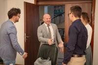 Министър Енчо Керязов проведе среща с ръководството на Националния младежки форум