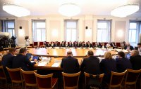 Бюджетната комисия в НС обсъжда искането за нов размер на държавния дълг