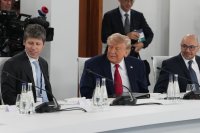 Лидерите на страните от Г-7 се ангажираха да увеличат средствата за Украйна