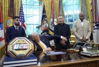 Доналд Тръмп превръща Белия дом в арена за UFC спектакъл по случай 250 години от независимостта на САЩ