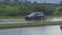 След всеки порой: Околовръстният път и жп гарата в Карлово отново под вода
