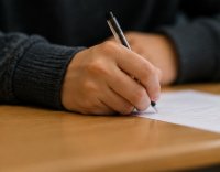 Прочетете разказа на Христо Раянов, по който седмокласниците писаха преразказ