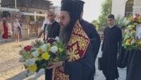 Литийно шествие с мощите на св. Йоан Кръстител тръгна от Созопол до остров Св. Иван