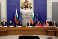 Парите на държавата: Какви са резултатите от заседанието на Тристранния съвет?