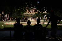 Жегата в Европа &ndash; дъжд разхлади Париж