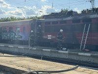 Запали се локомотив на пътнически влак край гара Церковски